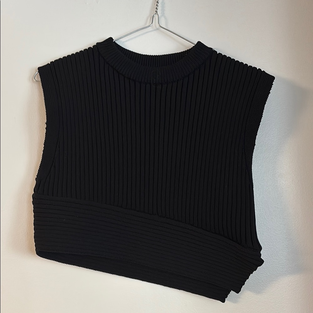 Zara Black Ribbed Crop Top